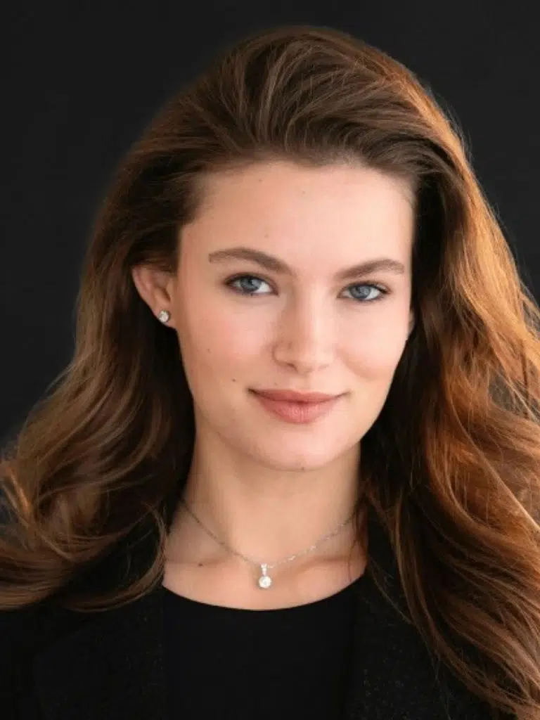 Alexa Jones Biography: Wiki, Age, Career, Height, Weight, Husband, Net Worth & More