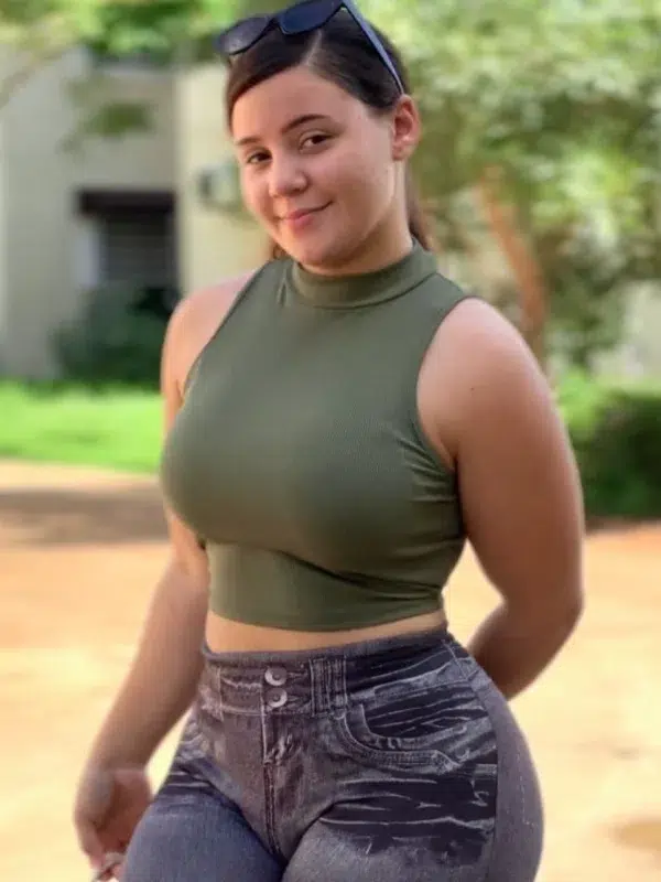Loverllyc Biography