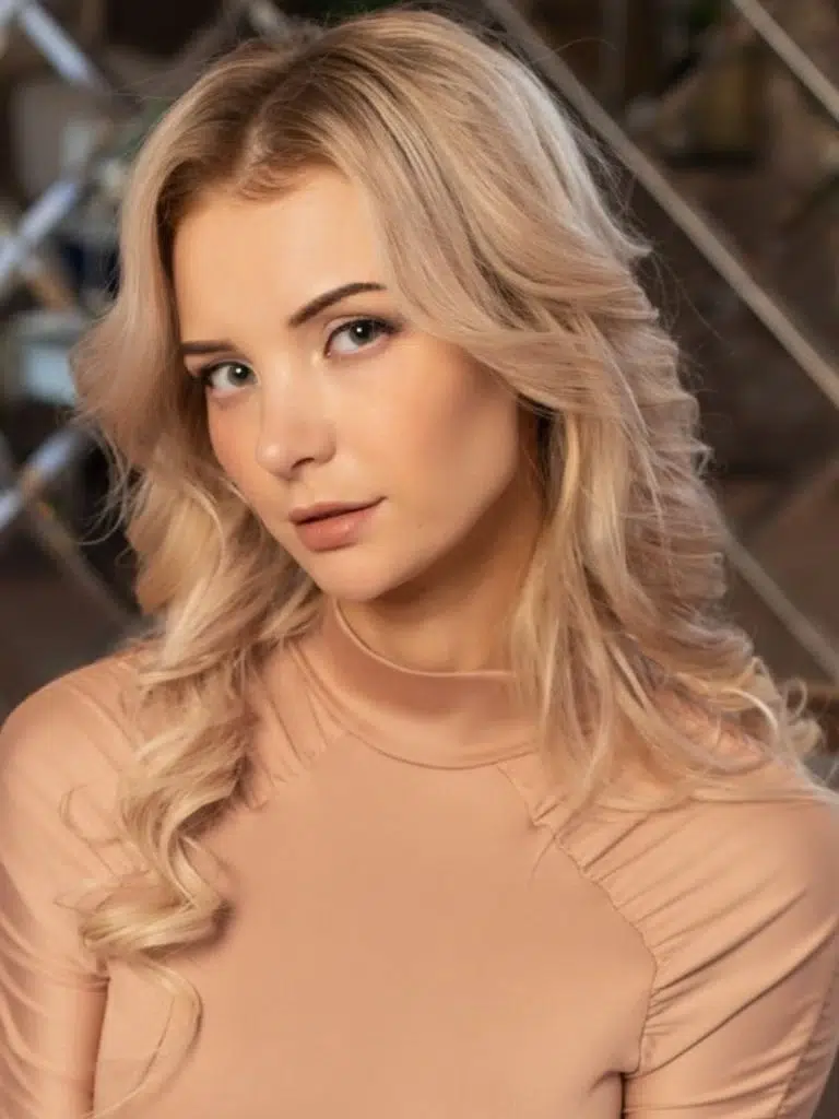 Piper Photodromm Biography: Wiki, Age, Career, Height, Weight, Husband, Net Worth & More