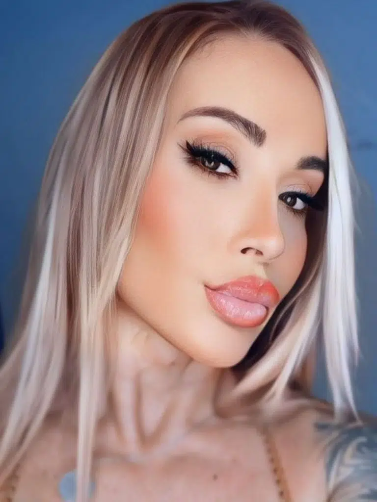 Victoria Lomba Biography: Wiki, Age, Career, Height, Weight, Boyfriend, Net Worth & More