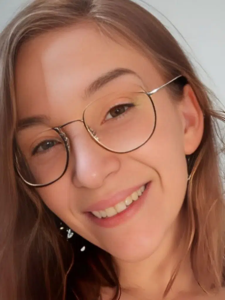 Vivid Whit Biography: Wiki, Age, Career, Height, Weight, Boyfriend, Net Worth & More