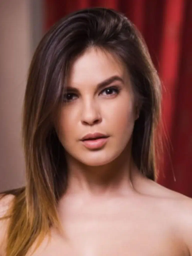 Zelda B Biography: Wiki, Age, Career, Height, Weight, Boyfriend, Net Worth & More